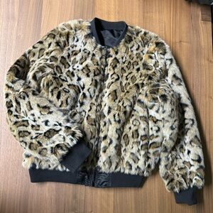 Reversible Faux Fur American Eagle Bomber Jacket Size Medium Black Leopard